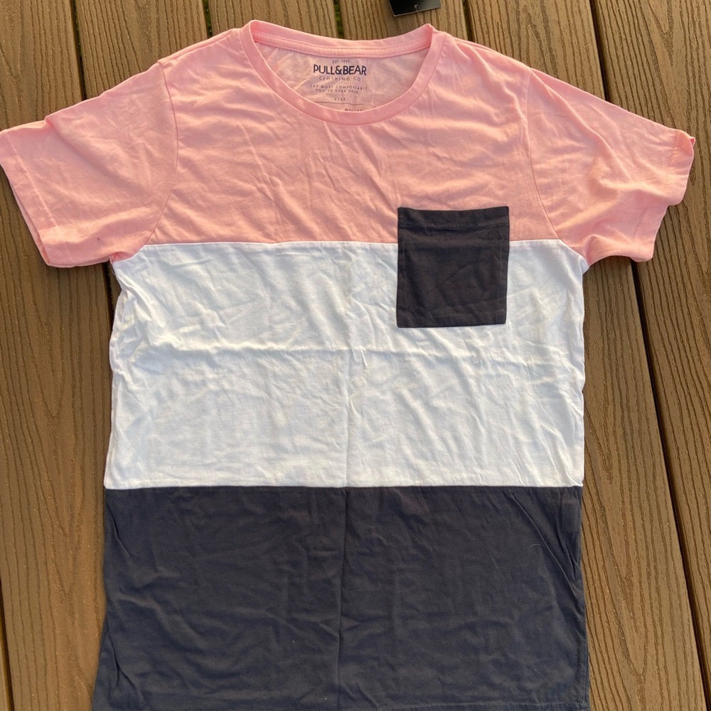 Pull&Bear Tri- Colored Pink Pocket T-Shirt